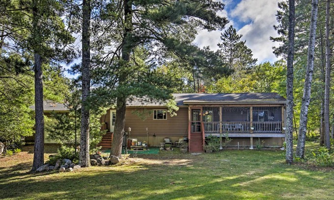 Conover House | 145 m² House ∙ 3 bedrooms ∙ 6 guests