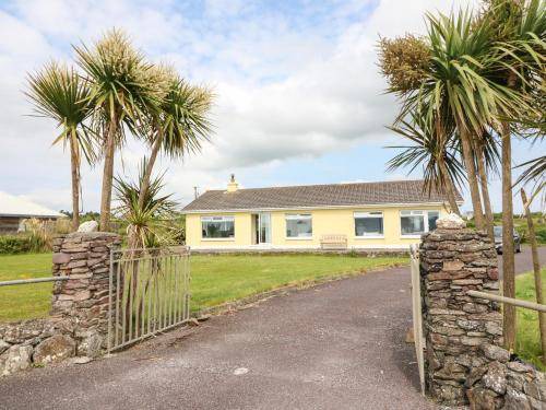 Ballinskelligs House | 145 m² House ∙ 4 bedrooms ∙ 8 guests