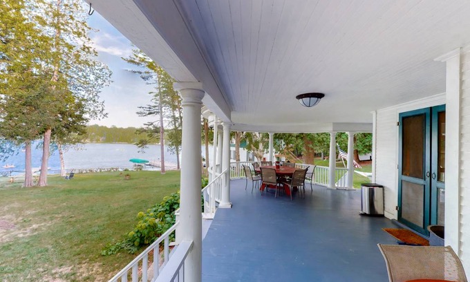 Charlotte Cottage | 149 m² Cabin ∙ 5 bedrooms ∙ 12 guests