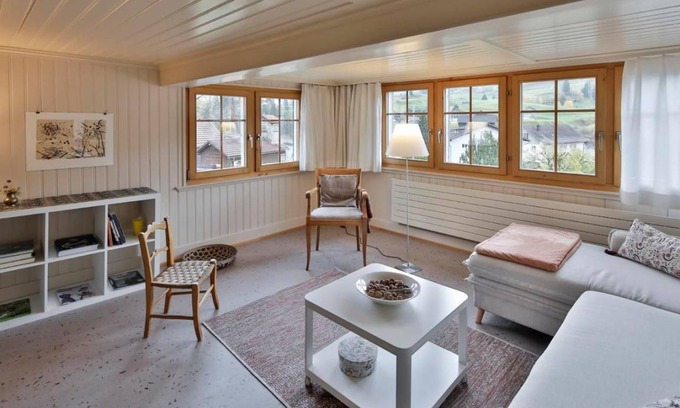 Krummenau Apartment | 150 m² Apartment ∙ 4 bedrooms ∙ 5 guests