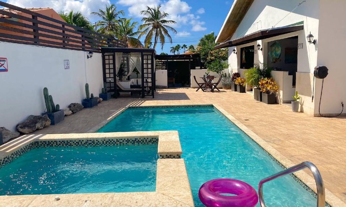 Noord Apartment | 150 m² Apartment ∙ 2 bedrooms ∙ 127 guests
