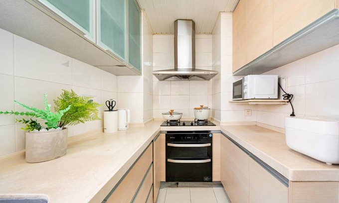Jing'an Apartment | 150 m² Apartment ∙ 3 bedrooms ∙ 9 guests