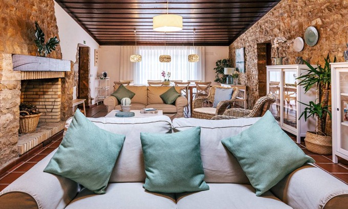 Reguengo Grande Cottage | 150 m² Cabin ∙ 4 bedrooms ∙ 12 guests