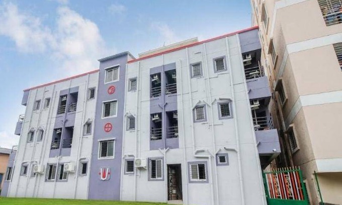 Phase 1 Hotel | 150 m² Hotel ∙ 3 guests
