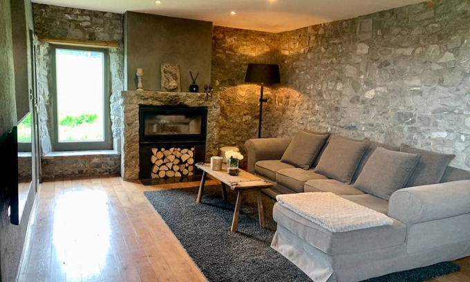 Anhee House | 150 m² House ∙ 2 bedrooms ∙ 4 guests