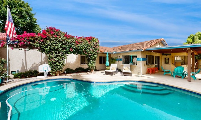 The Lakes House | 150 m² House ∙ 3 bedrooms ∙ 6 guests