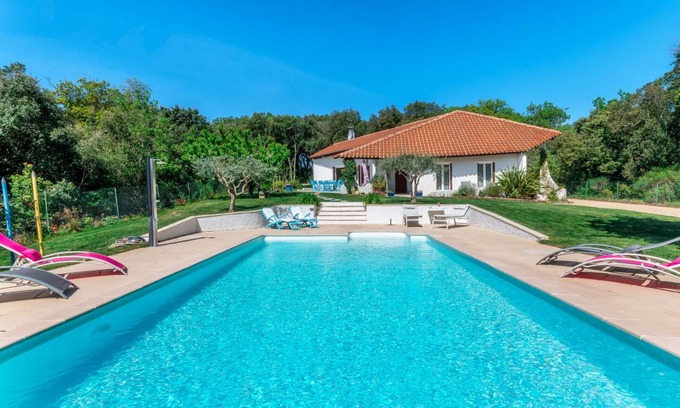 Colonzelle House | 150 m² House ∙ 4 bedrooms ∙ 8 guests