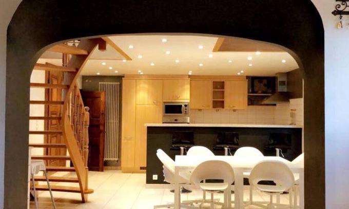Lustin House | 150 m² House ∙ 2 bedrooms ∙ 5 guests