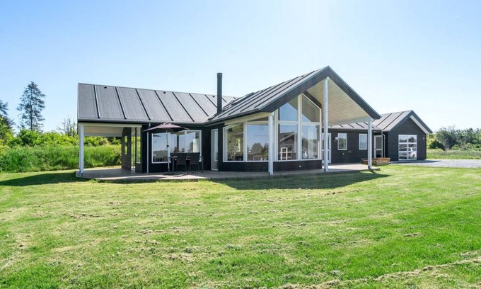 Skallerup Klit House | 150 m² House ∙ 1 bedroom ∙ 10 guests