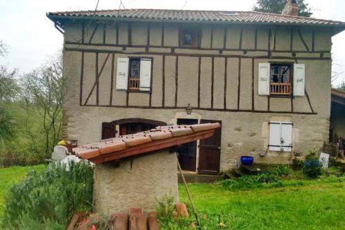 Saint-Constant-Fournoules House | 150 m² House ∙ 4 bedrooms ∙ 10 guests