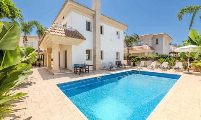 Kapparis Villa | 150 m² Villa ∙ 3 bedrooms ∙ 6 guests