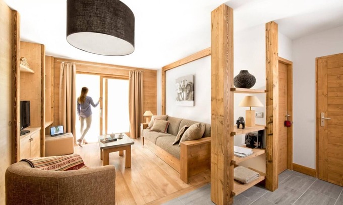 Les Brevieres Apartment | 150m from resort center, fitness, swimming pool, sauna, hammam, balcony, tv, 67m², Tignes