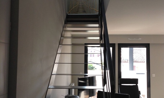Guethary Apartment | 150m2 duplex south, standing in Guéthary, 7 couch 200m center and 300m beaches