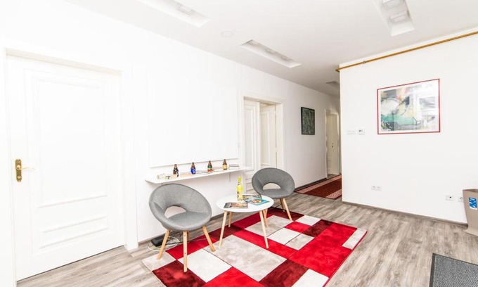 Old Town Apartment | 150sqm Apartment with 4 units! GREAT FOR GROUPS