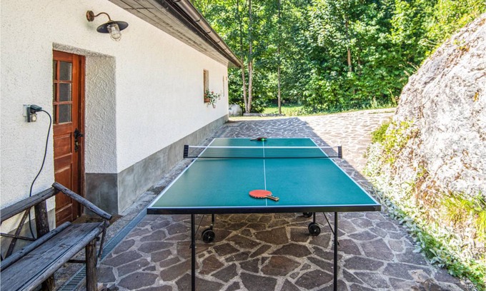 Vrhnika House | 155 m² House ∙ 4 bedrooms ∙ 9 guests