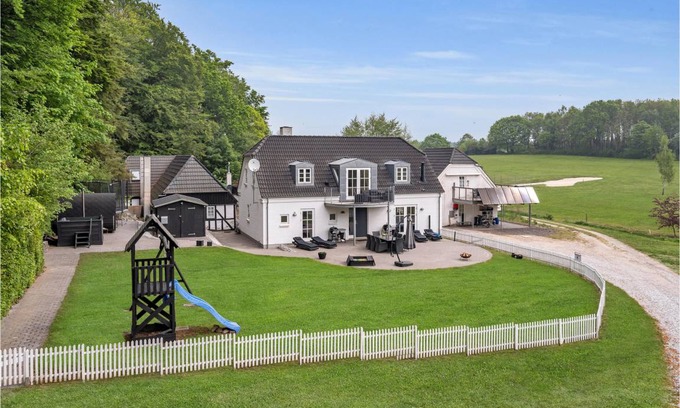 Juelsminde House | 158 m² House ∙ 4 bedrooms ∙ 8 guests