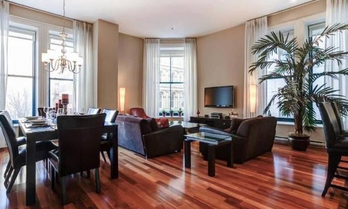 International District Apartment | #158 Renovated & Tastefully Furnished Apartment in Old Montréal