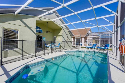 Westbury House | 16 Mi to Disney Home with Game Room and Pool