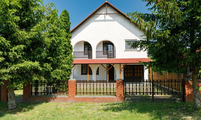 Balatonfenyves Other | 160 m² Accommodation ∙ 6 bedrooms ∙ 12 guests