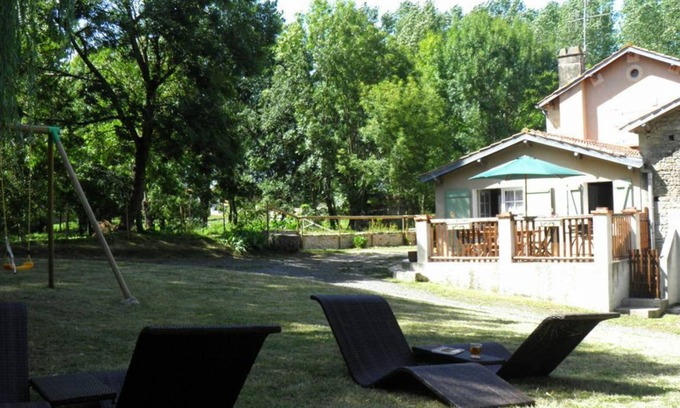 Foussais-Payre Cottage | 160 m² Cabin ∙ 6 bedrooms ∙ 12 guests