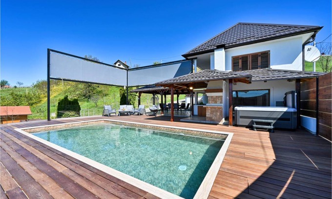 Ljubescica House | 160 m² House ∙ 2 bedrooms ∙ 6 guests