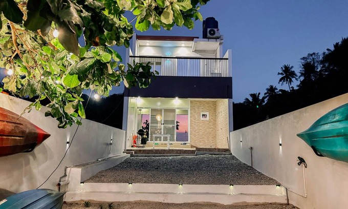 Anilao House | 160 m² House ∙ 2 bedrooms ∙ 10 guests