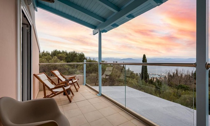 Benitses House | 160 m² House ∙ 3 bedrooms ∙ 7 guests