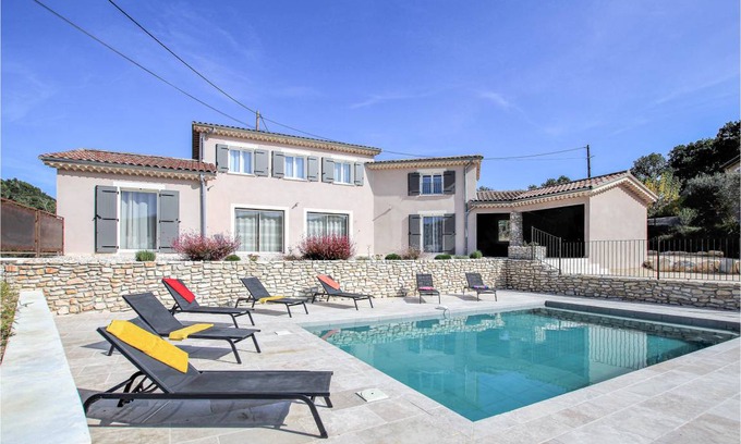 Saint-Thome House | 160 m² House ∙ 7 bedrooms ∙ 14 guests