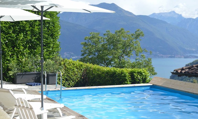 Germasino Villa | 160 m² Villa ∙ 3 bedrooms ∙ 8 guests