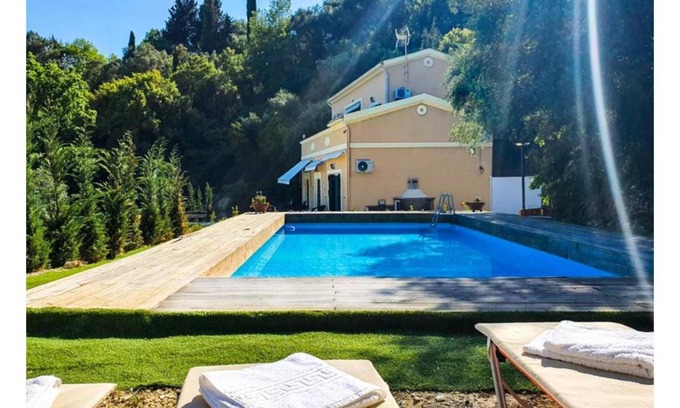 Makrata Villa | 160 m² Villa ∙ 4 bedrooms ∙ 8 guests