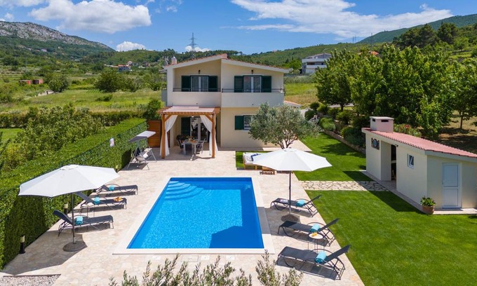 Tugare Villa | 160 m² Villa ∙ 4 bedrooms ∙ 8 guests
