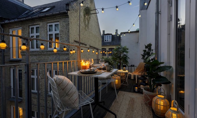 Copenhagen City Centre Apartment | 162 m² Apartment ∙ 4 bedrooms ∙ 8 guests