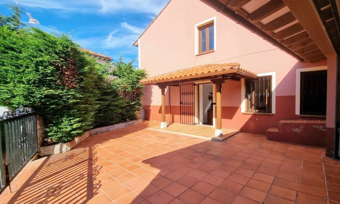 La Portilla House | 165 m² House ∙ 5 bedrooms ∙ 10 guests