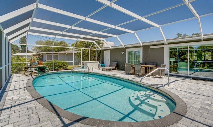 Gulf Gate Estates House | 167 m² House ∙ 3 bedrooms ∙ 8 guests