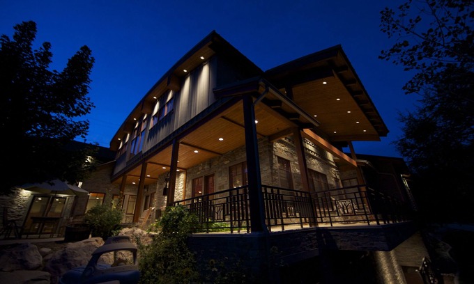 Smithfield House | 17,000 Square Feet of Luxury Space. Smithfield Canyon Home Has It All.