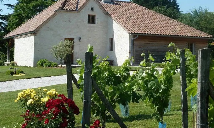 Lauzerte House | 170 m² House ∙ 3 bedrooms ∙ 6 guests