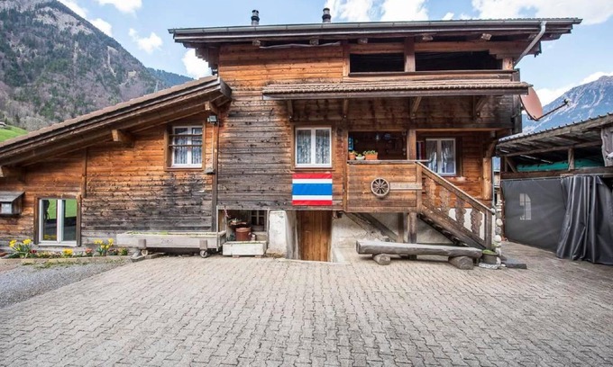 Lungern House | 170 m² House ∙ 3 bedrooms ∙ 10 guests