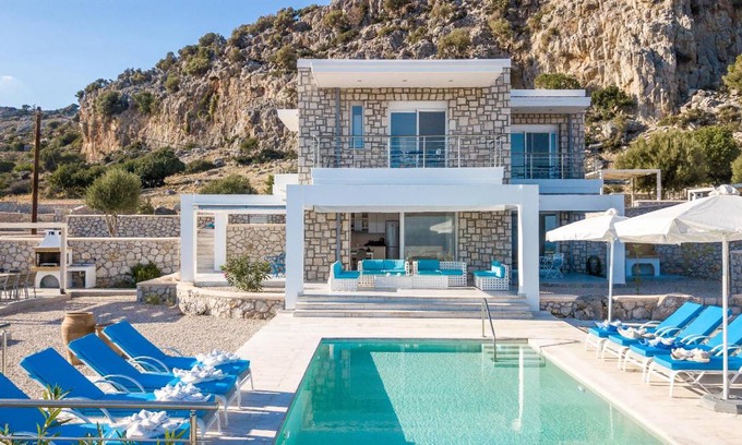 Afandou House | 170 m² House ∙ 4 bedrooms ∙ 8 guests