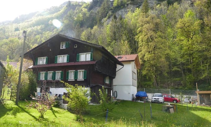 Lungern House | 170 m² House ∙ 5 bedrooms ∙ 8 guests