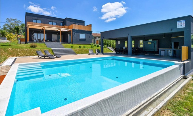 Klostar Ivanic House | 170 m² House ∙ 3 bedrooms ∙ 8 guests