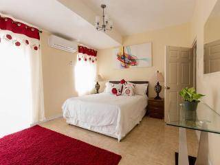 New Kingston Apartment | 175 m² Apartment ∙ 2 bedrooms ∙ 4 guests