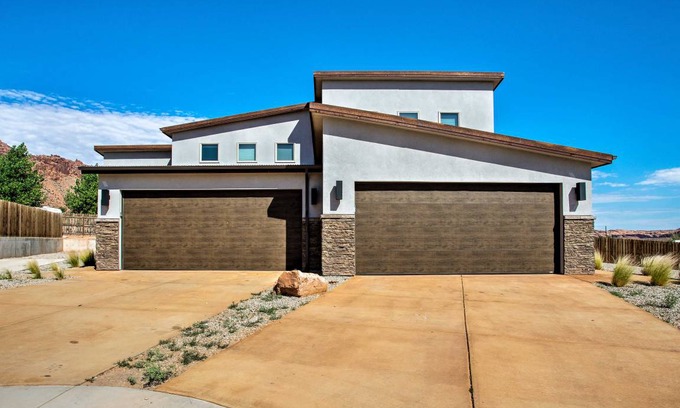Moab South Valley Apartment | 176 m² Apartment ∙ 3 bedrooms ∙ 10 guests