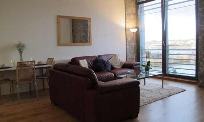 Plymouth Apartment | 18 Brewhouse - Royal William Yard