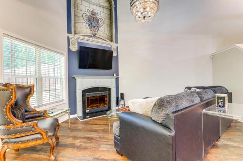 Rex House | 18 Mi to Atlanta Family Retreat with Patio