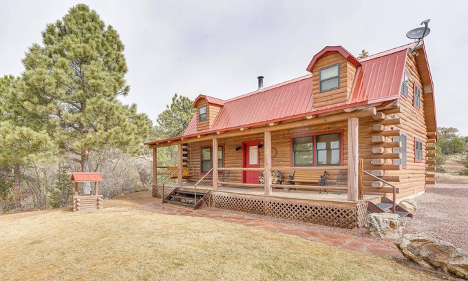 Cotopaxi Cabin | 18 Mi to Royal Gorge: Peaceful Mtn Cabin w/Porch!