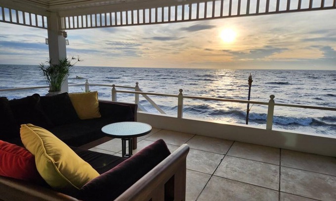 Kui Buri House | 180 m² House ∙ 3 bedrooms ∙ 6 guests