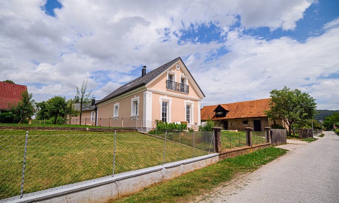 Cerklje ob Krki House | 180 m² House ∙ 4 bedrooms ∙ 8 guests