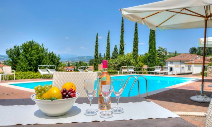 Colognola ai Colli Villa | 180 m² Villa ∙ 3 bedrooms ∙ 8 guests