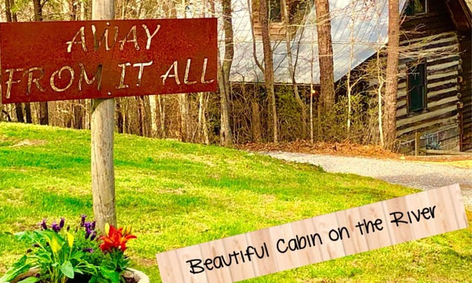 Mentone Cabin | 1800's Original Cozy Romantic Cabin For 2 Or The Family