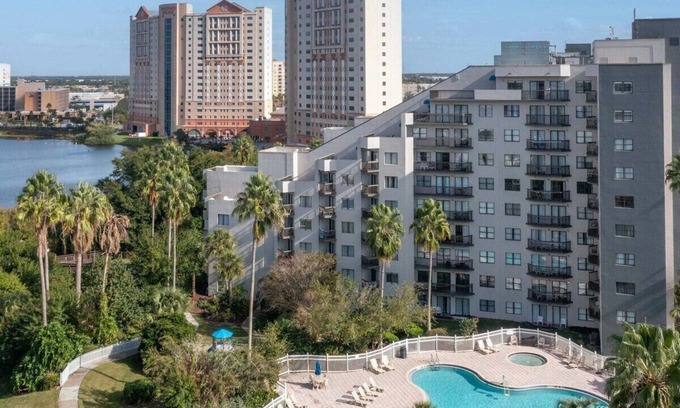 Southwest Orlando Apartment | 1802 Cozy Condo 3 min Universal
